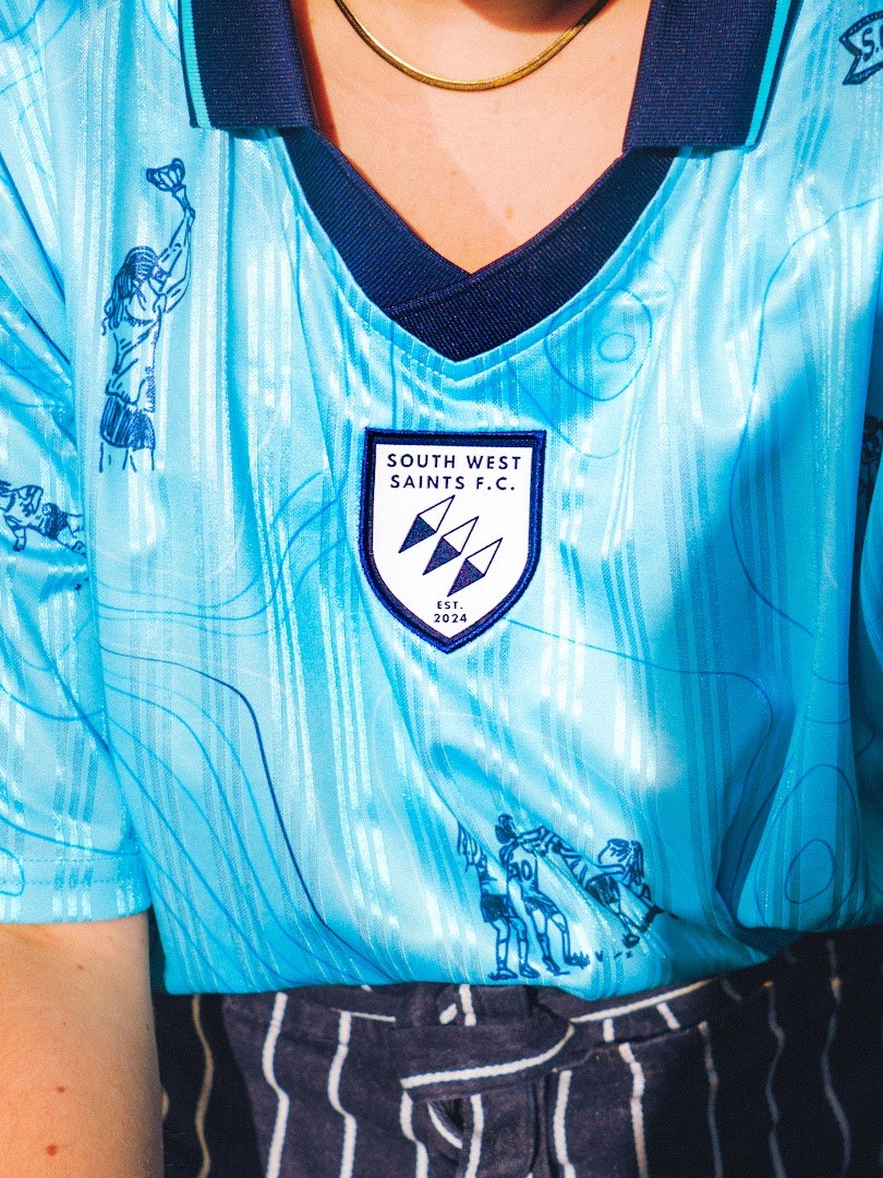 Close-up of the illustrated South West Saints retro shirt