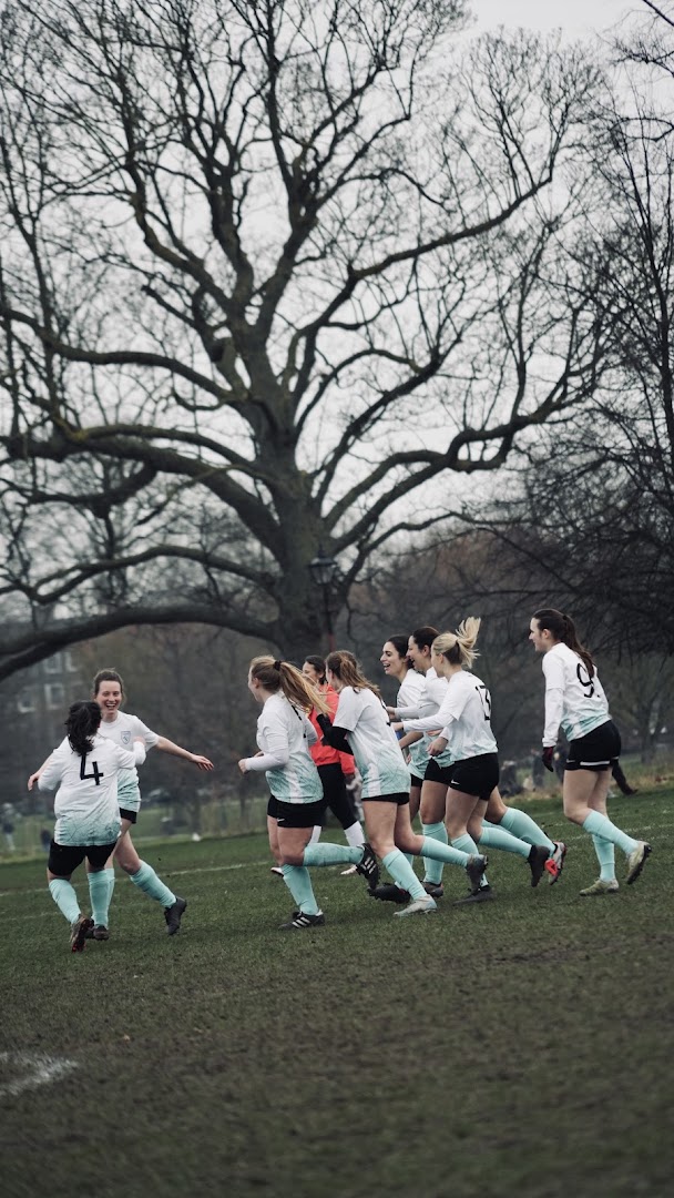 Saints players run together during a match